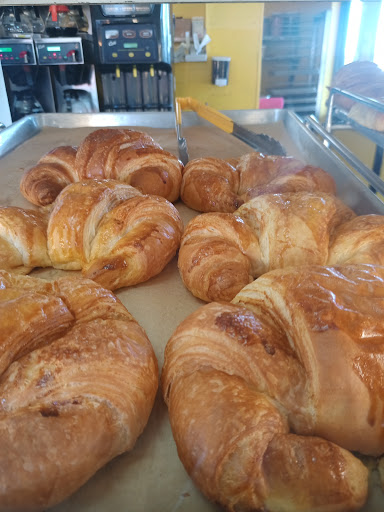 Donut Shop «Sak Donuts», reviews and photos, 13016 Harbor Blvd, Garden Grove, CA 92843, USA