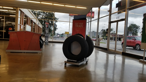 Tire Shop «Firestone Complete Auto Care», reviews and photos, 212 S Pine Ave, Ocala, FL 34471, USA