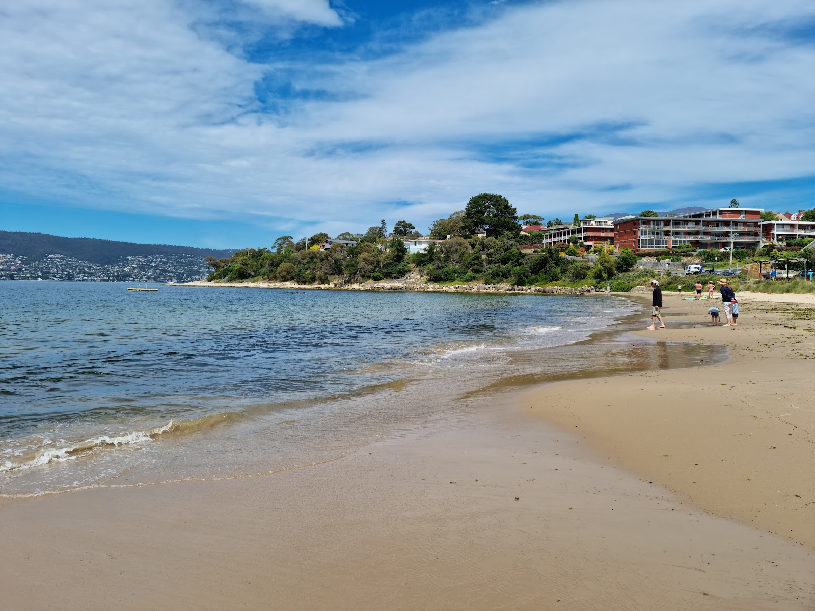 Photo de Bellerive Beach zone des équipements