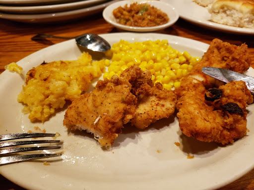 American Restaurant «Cracker Barrel Old Country Store», reviews and photos, 200 Cracker Barrel Dr, Clarksville, TN 37040, USA