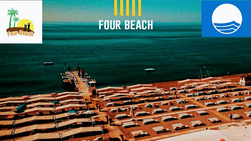 Four Beach Club