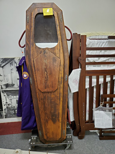 Donations Center «Milwaukee Habitat for Humanity ReStore», reviews and photos