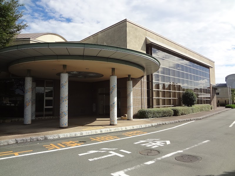 松阪市嬉野図書館