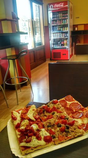 Mani e Mattero pizza al taglio in Bastia Umbra, Provincia di Perugia