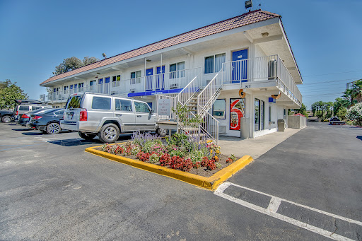 Motel 6 Stockton, CA - Charter Way West