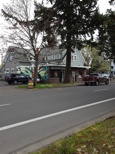 Tobacco Shop «Midtown Direct LLC», reviews and photos, 133 E 13th Ave, Eugene, OR 97401, USA