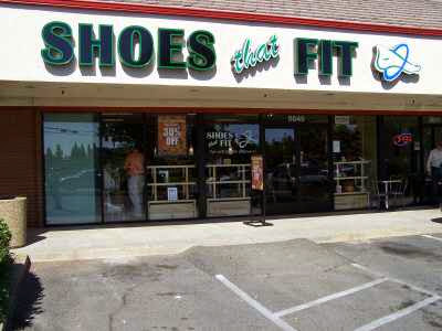 Shoes That Fit Elk Grove, 9320 Elk Grove Blvd #185, Elk Grove, CA 95624, USA, 