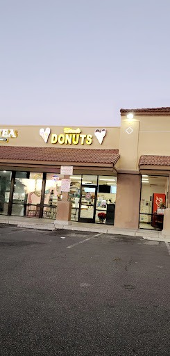 Donut Shop «Mimi’s Donuts & Ice Cream», reviews and photos, 4000 University Pkwy #4012, San Bernardino, CA 92407, USA