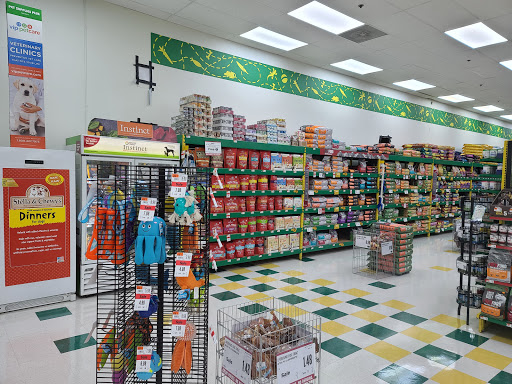 Pet Supply Store «Pet Supplies Plus», reviews and photos, 200 N Coit Rd Suite 330, Richardson, TX 75080, USA