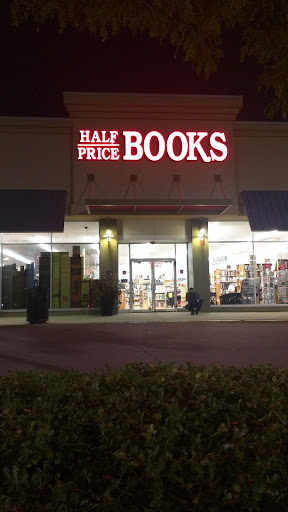 Book Store «Half Price Books», reviews and photos, 151 Skokie Valley Rd, Highland Park, IL 60035, USA