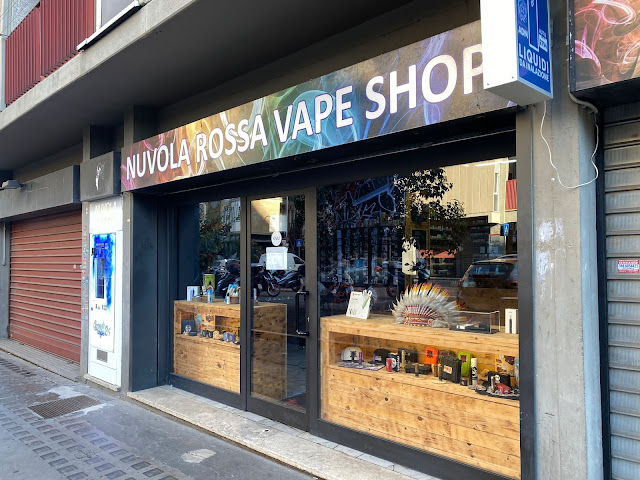 Electronic cigarettes nuvola rossa