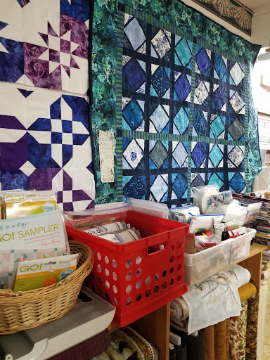 Quilt Shop «Uniquely Yours Quilt Shop», reviews and photos, 2973 Rineyville Rd, Elizabethtown, KY 42701, USA