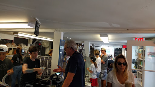 Variety Store «Springs General Store», reviews and photos, 29 Old Stone Hwy, East Hampton, NY 11937, USA