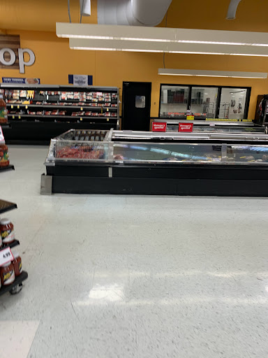 Grocery Store «Family Fare Supermarket», reviews and photos, 7402 N 30th St, Omaha, NE 68112, USA