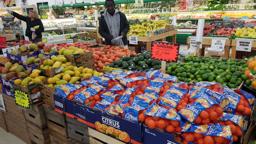 Shopping Mall «Pines Shopping Center», reviews and photos, 650 Elden St, Herndon, VA 20170, USA