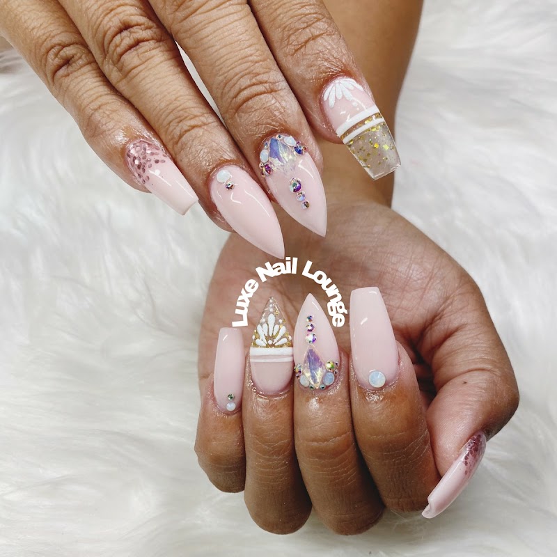 Luxe Nail Lounge