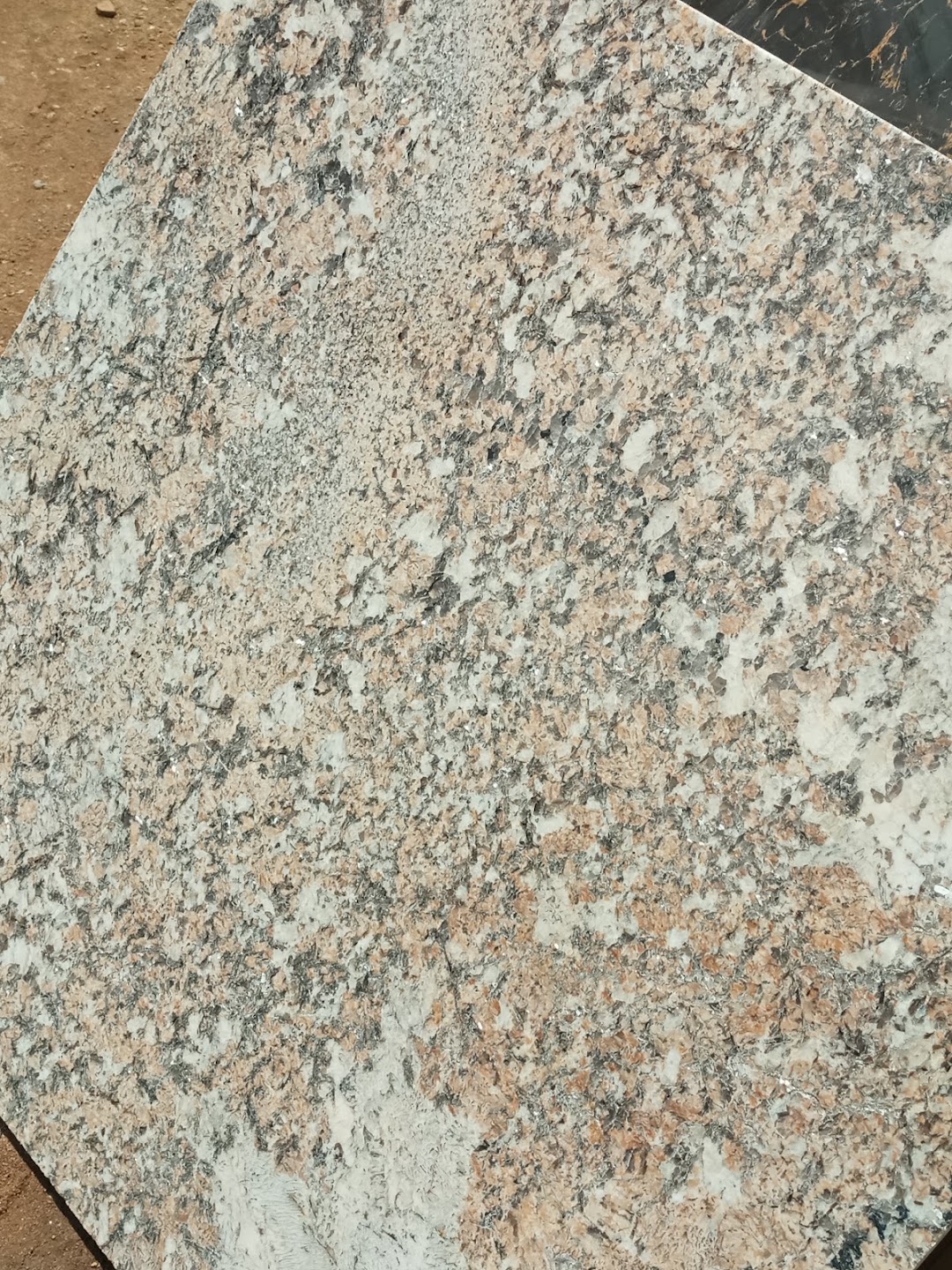Granito stones and edges