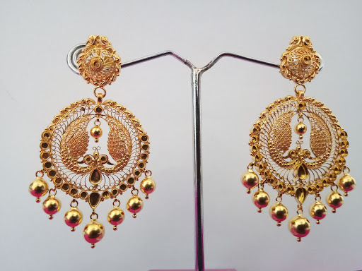 Earring shops in Jaipur