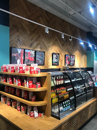 Photo n°1 de Streetaly - BHV Parly 2 à Le Chesnay-Rocquencourt ()