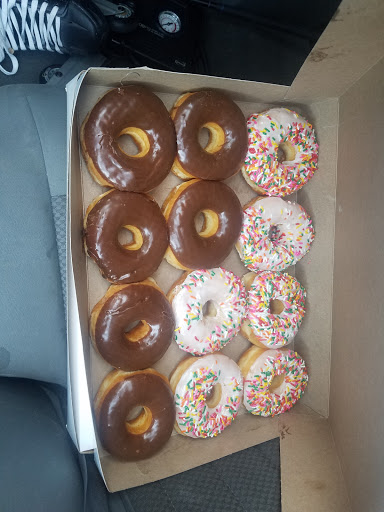 Donut Shop «BoSa Donuts», reviews and photos, 155 E Williams Field Rd, Gilbert, AZ 85295, USA