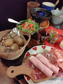 Raclette du Restaurant français Chez Les Fondus Saint Étienne à Saint-Étienne - n°3