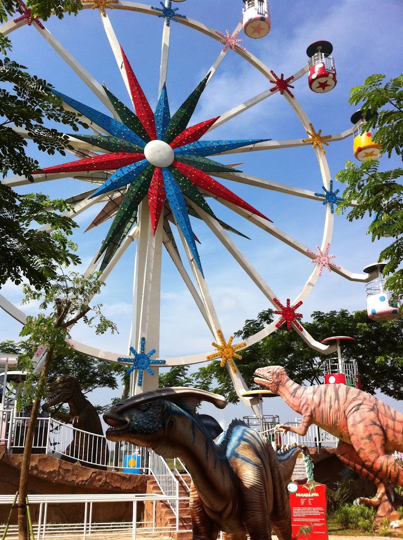 Gambar Citra Raya World Of Wonders Theme Park