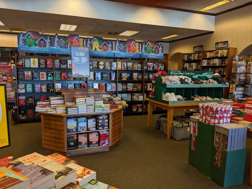 Book Store «Barnes And Noble», reviews and photos, 7610 Hazard Center Dr, San Diego, CA 92108, USA