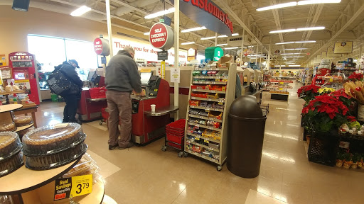 Grocery Store «Hannaford Supermarket», reviews and photos, 800 Islington St, Portsmouth, NH 03801, USA