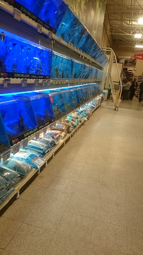 Pet Supply Store «PetSmart», reviews and photos, 400 Mill Creek Dr, Secaucus, NJ 07094, USA