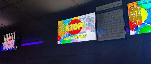 Bowling Alley «Crest Bowl», reviews and photos, 650 N New Florissant Rd, Florissant, MO 63031, USA