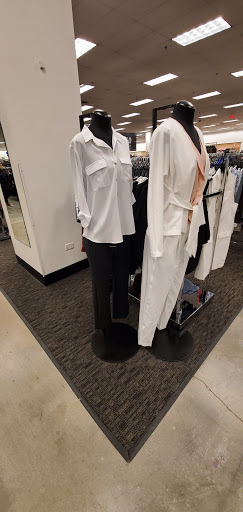 Department Store «Nordstrom Rack White Plains», reviews and photos, 3 City Pl, White Plains, NY 10601, USA