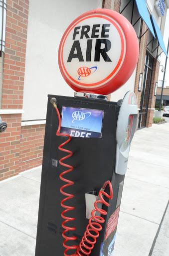 Travel Agency «AAA North Riverside Car Care Plus», reviews and photos