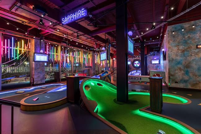 Reviews of Puttshack, White City in London - Golf club