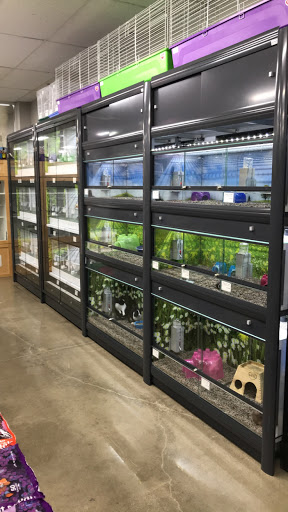 Pet Store «Carters Pet Mart», reviews and photos, 510 N Main St, Manteca, CA 95336, USA