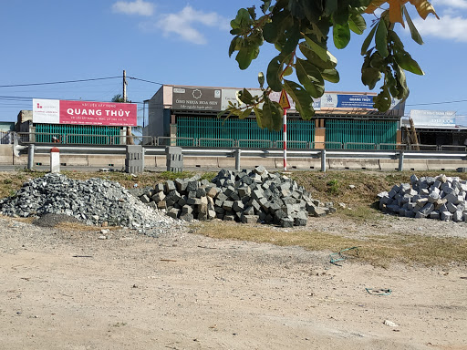 Cửa Hàng Vlxd Quang Thủy