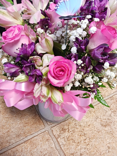 Florist «Treasures To Adore», reviews and photos, 1313 Carolyn Ct, Humble, TX 77338, USA