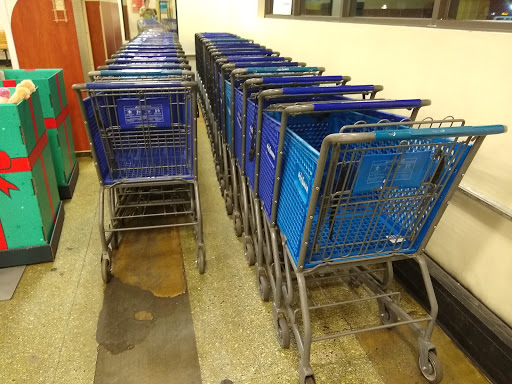 Pet Supply Store «PetSmart», reviews and photos, 4100 Ming Ave, Bakersfield, CA 93309, USA