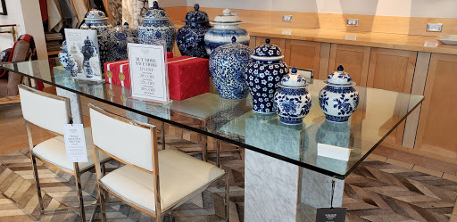 Shopping Mall «Crystal Cove Shopping Center», reviews and photos, 7845-8085 East Coast Hwy, Newport Beach, CA 92657, USA