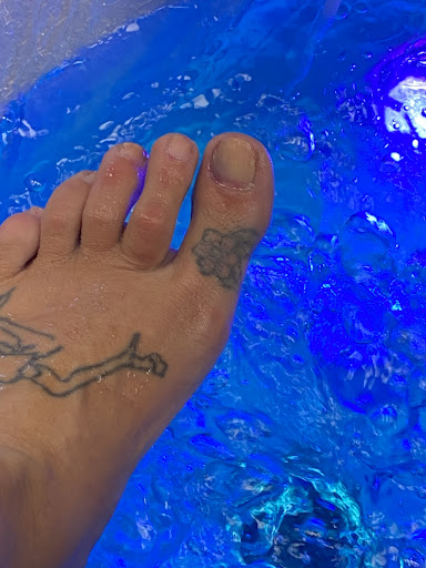 Shoe Store «DSW Designer Shoe Warehouse», reviews and photos, 8502 Eager Rd, Brentwood, MO 63144, USA