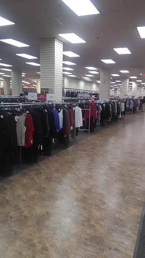 Clothing Store «Burlington Coat Factory», reviews and photos, 3701 Branch Ave, Hillcrest Heights, MD 20748, USA