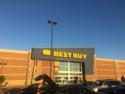 Electronics Store «Best Buy», reviews and photos, 16630 Royalton Rd, Strongsville, OH 44136, USA