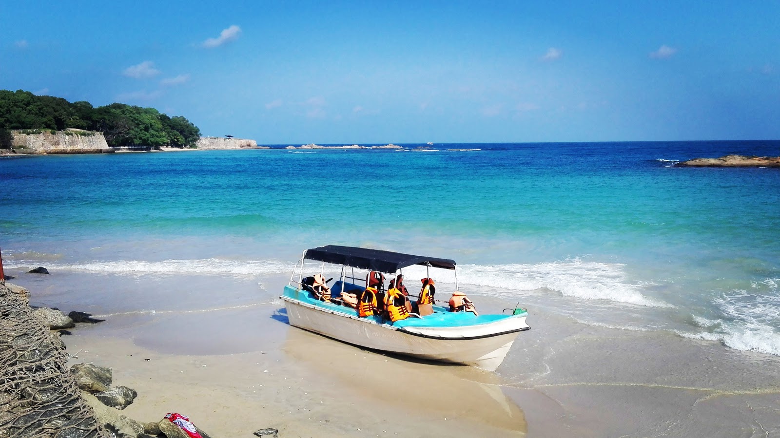 Fotografie cu Public Beach Trincomalee zonele de facilități