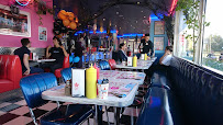 Atmosphère du Restaurant américain Memphis - Restaurant Diner à Poitiers - n°17