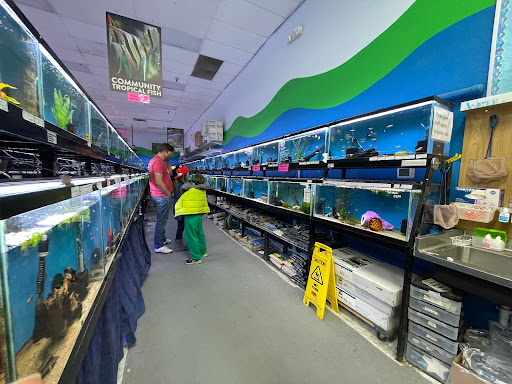 Pet Store «World of Wet Pets», reviews and photos, 8542 SW Apple Way, Portland, OR 97225, USA