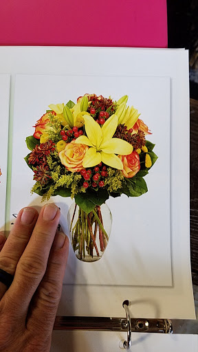 Florist «Every Loving Bloom Florist», reviews and photos, 110 Fairview Ln, Clarksville, TN 37040, USA