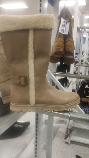 Clothing Store «Ross Dress for Less», reviews and photos, 2936 Interstate 45 N, Conroe, TX 77303, USA