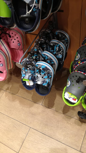 Crocs - Jockey Plaza