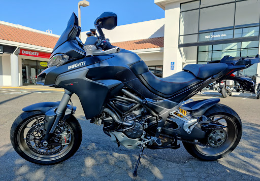 BMW Motorcycle Dealer «A&S Motorcycles BMW Triumph Ducati Vespa», reviews and photos, 1125 Orlando Ave, Roseville, CA 95661, USA