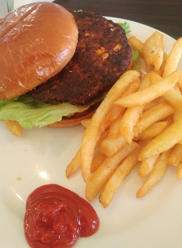 Restaurant «The Pineapple Tea Room & Coffee Shoppe», reviews and photos, 604 Colwyn St, Cumberland Gap, TN 37724, USA