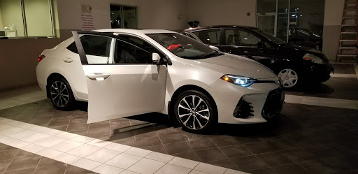 Toyota Dealer «Pauly Toyota», reviews and photos, 1035 S Illinois Rte 31, Crystal Lake, IL 60014, USA